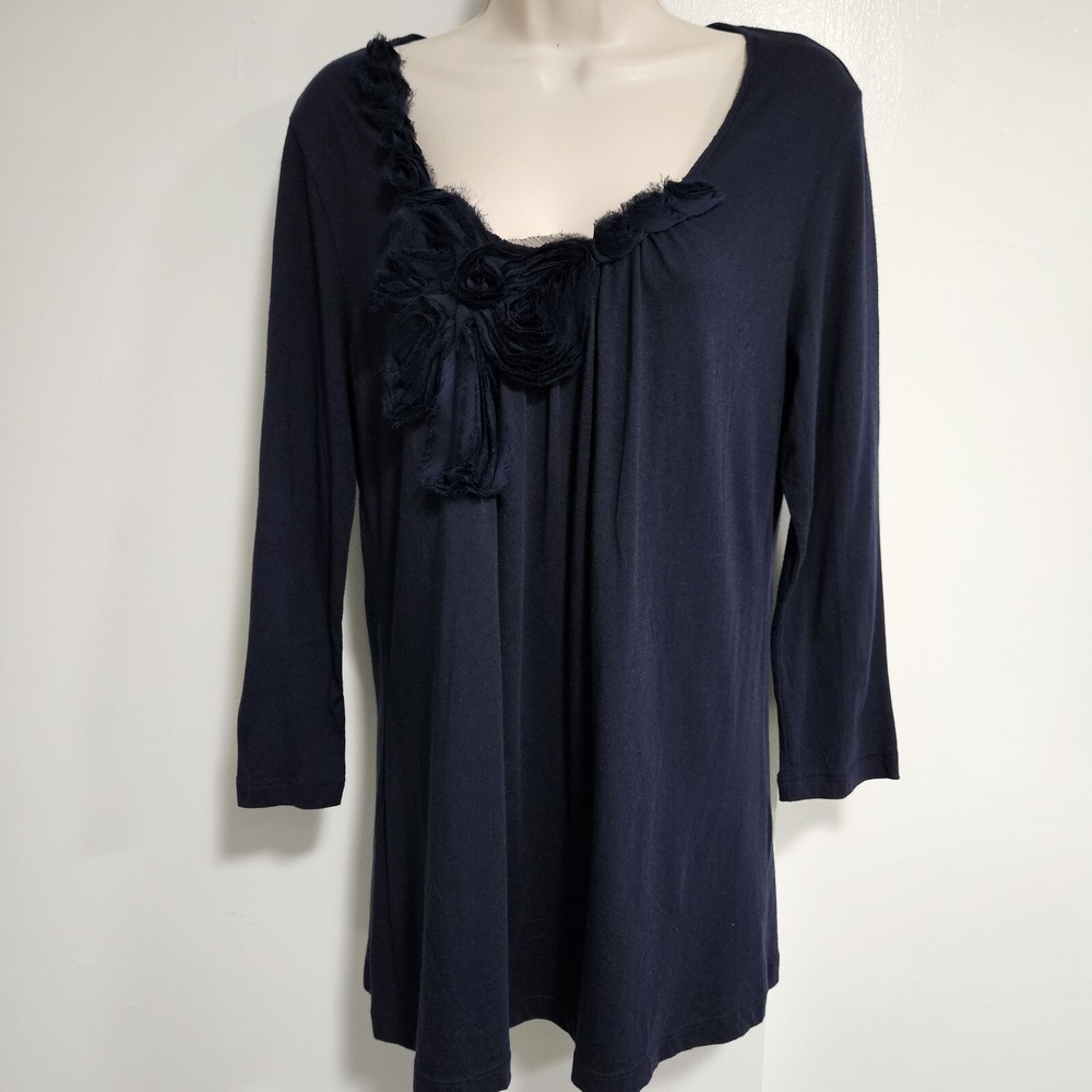 Chico's Size 1 (M) True Navy Blue‎ Soft Top w/ Floral Applique 3/4 Sleeve